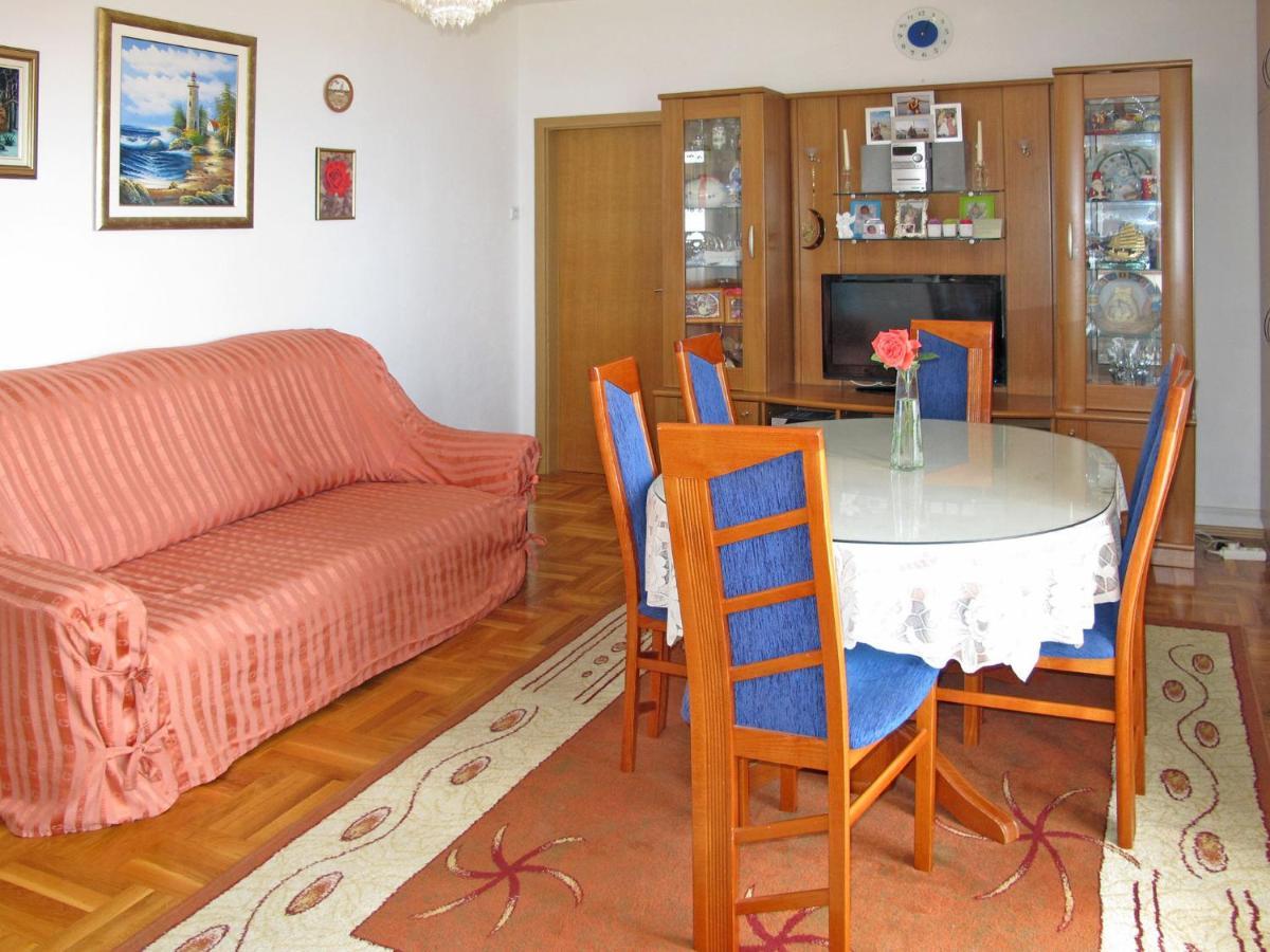 Apartment Vukelic-2 By Interhome Novi Vinodolski Esterno foto