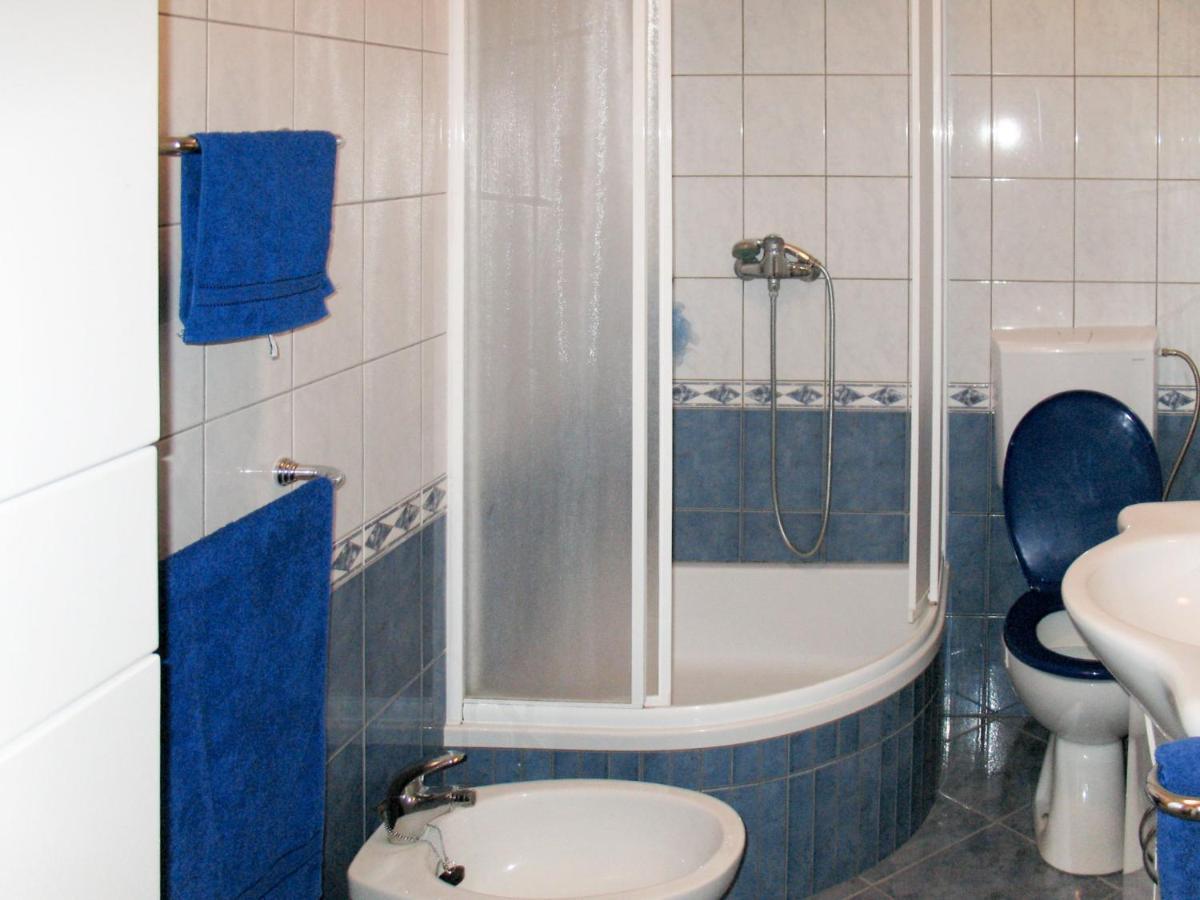 Apartment Vukelic-2 By Interhome Novi Vinodolski Esterno foto